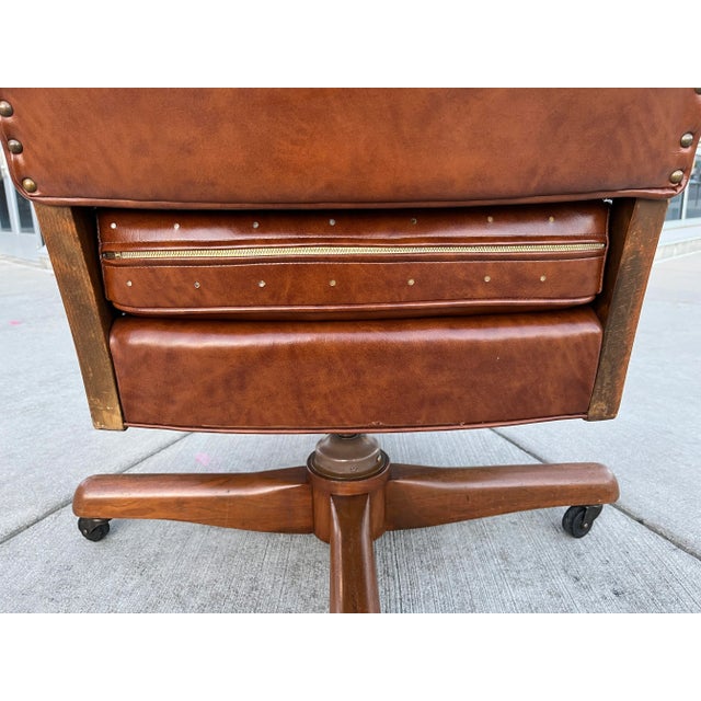 Mid 20th Century Attributed to Gunlocke Model “Washington” John F. Kennedy Oval Office Chair For Sale - Image 11 of 12