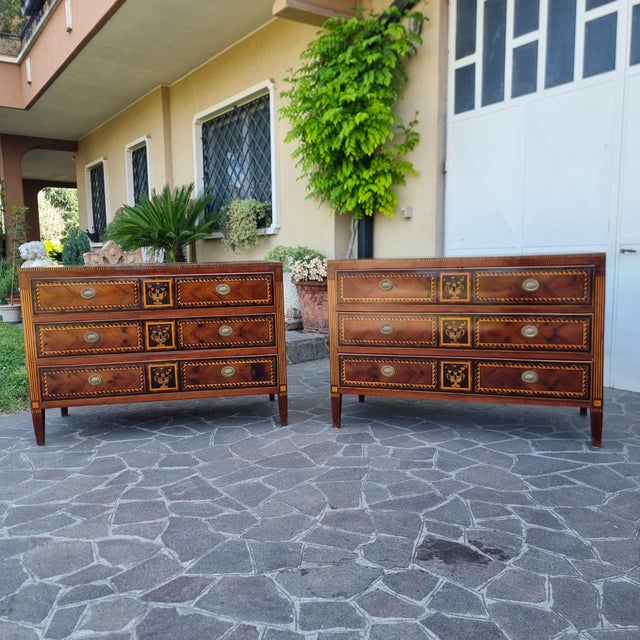 Antique Neapolitan Directoire Chests of Drawers in Walnut, 1760, Set of 2 For Sale - Image 4 of 16