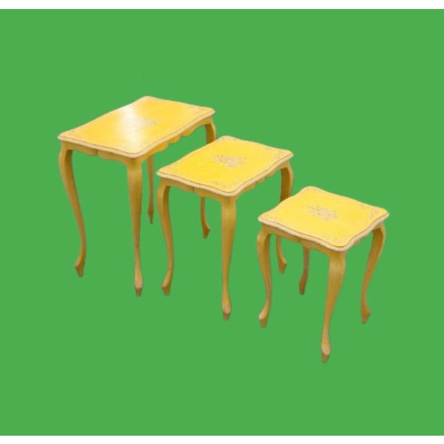 Hollywood Regency Vintage Yellow French Nesting Wood Side Tables - Set of 3 For Sale - Image 4 of 9