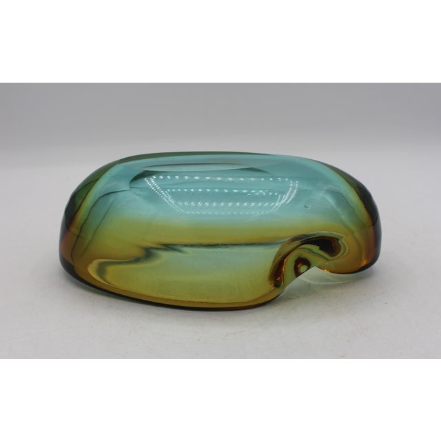 Circa 1950s Amber to Green Murano Glass Amporphous Form Cigar Ashtray For Sale In Raleigh - Image 6 of 9