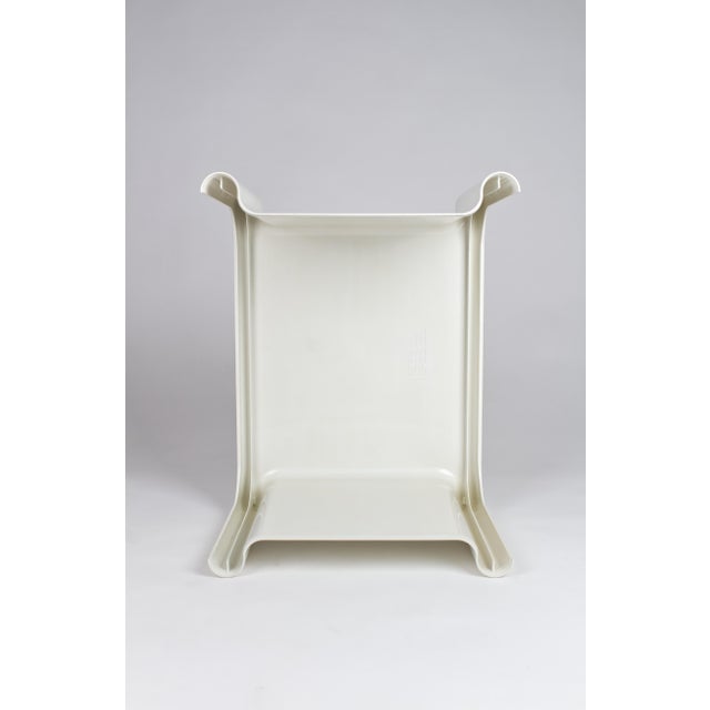 Plastic Stackable Side Tables by Giotto Stoppino for Elco, 1970s, Set of 2 For Sale - Image 7 of 10