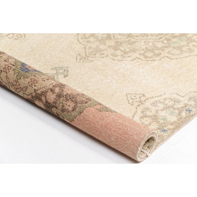 Turkish 1950s Neutral Minimalist Area Rug For Sale - Image 3 of 9