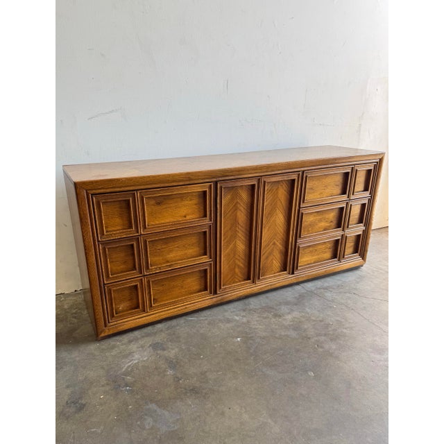 1960s Vintage Mid Century Oak Dresser - Stylish Brutalist Lowboy 1960s For Sale - Image 5 of 10
