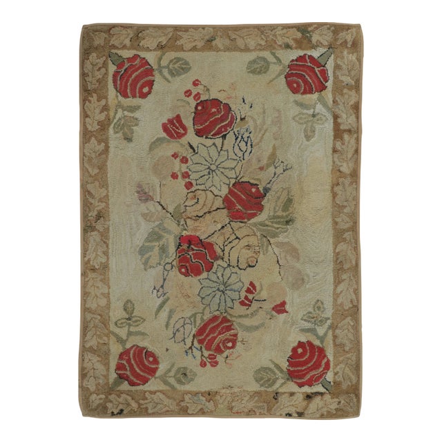 Antique Hooked Rug With Rose Bouquet Medallion & Vine Border - Rug & Kilim For Sale