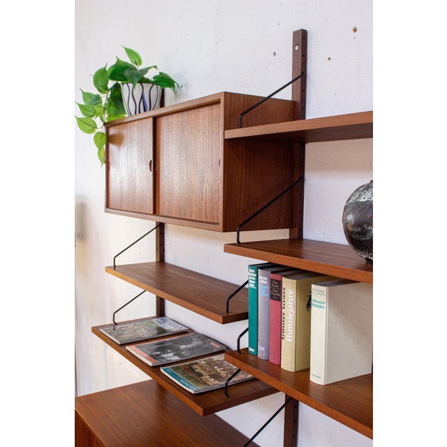 Mid-Century Modern Mid-Century Royal Wall Shelving System in Teak by Poul Cadovius for Cado, 1960s For Sale - Image 3 of 18