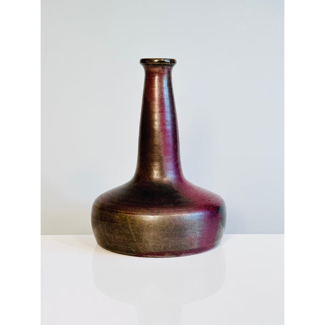 Mid-Century Modern Brown and Ruby ​​Red Studio Ceramic Art Bottleneck Vase by Jürgen Riecke, Germany, 1960s For Sale - Image 3 of 15
