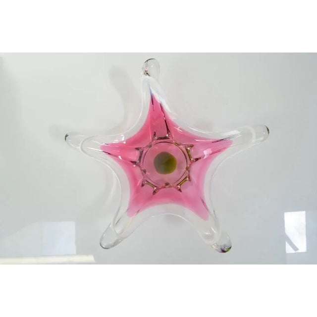 Czech Art Glass Bowl attributed to Josef Hospodka for Chribska Glasswork, 1960s For Sale - Image 4 of 12