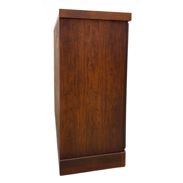Wood Mid-Century Modern Jack Cartwright for Founders Walnut Pagoda Credenza Dry Bar Cabinet or Chest For Sale - Image 7 of 8