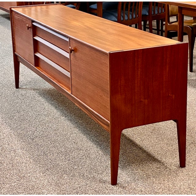 Mid 20th Century European Mid Century Modern Teak Credenza by Younger, Uk c.1960 For Sale - Image 5 of 7