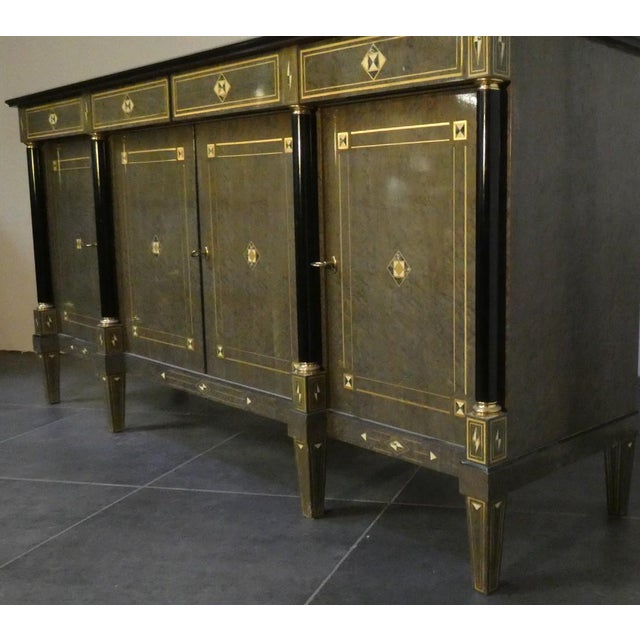 1980s Louis XVI Style Hollywood Regency Sideboard in Burl Wood, Grey Lacquer and Brass, France, 1980s For Sale - Image 5 of 18