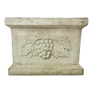 1989 Vintage Mediterranean Neoclassical Style Grape Cluster Reconstituted Stone Planter For Sale