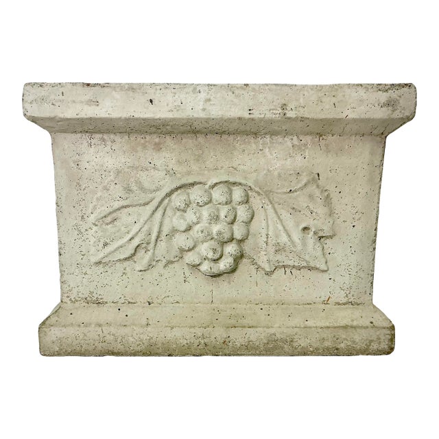 1989 Vintage Mediterranean Neoclassical Style Grape Cluster Reconstituted Stone Planter For Sale