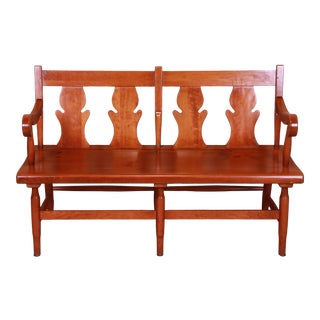 Stickley American Colonial Cherry Wood Fiddle Back Bench or Settee, Circa 1950s For Sale