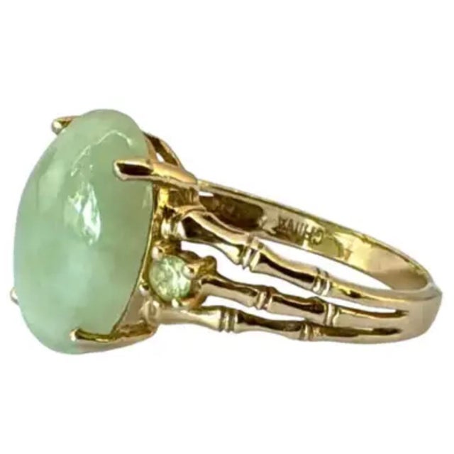 14k Gold Oval Jade Cocktail Ring Vintage Chinese For Sale - Image 4 of 8