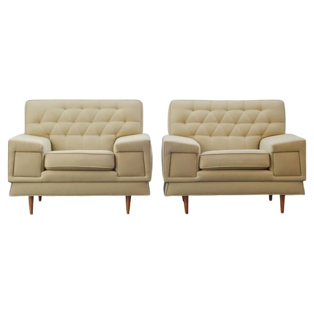 Large Cream Club Chairs Attributed to Paul McObb, 1950s, Set of 2 For Sale