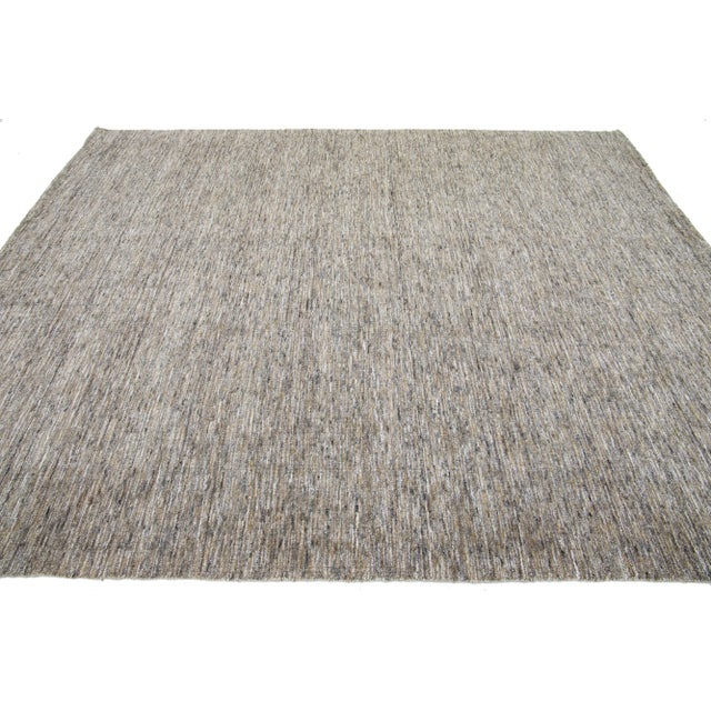 Modern Texture Handmade Wool Rug in Beige Color For Sale - Image 4 of 9