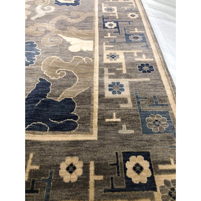 Abstract Roma Rug, Gray 2.5x10 For Sale - Image 3 of 3