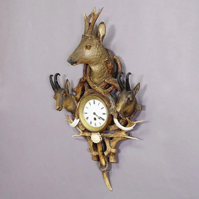 Rustic Antique Cabin Antler Wall Clock with Deer and Chamois Austria ca. 1900 For Sale - Image 3 of 6