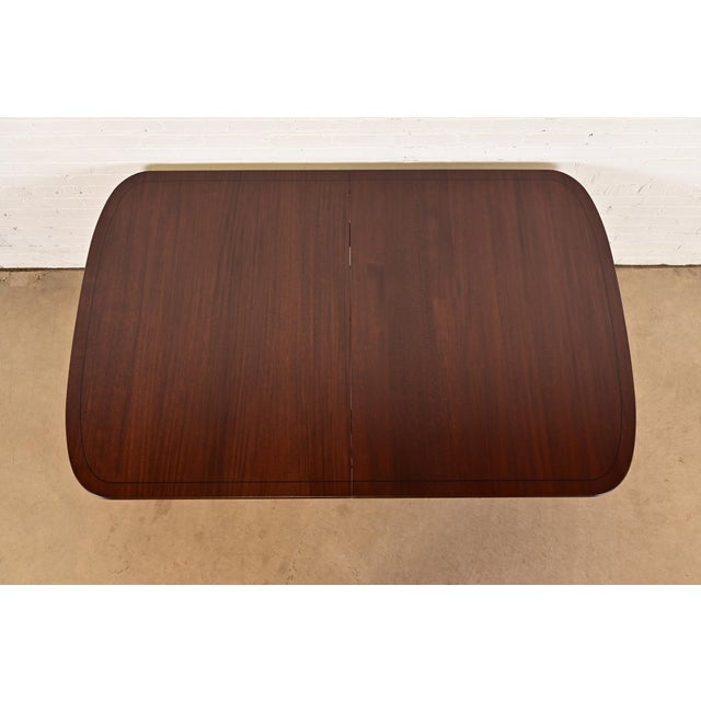 Late 20th Century Stickley Georgian Banded Mahogany Double Pedestal Dining Table, Newly Refinished For Sale - Image 5 of 10