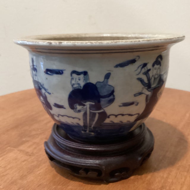 Chinese Antique Chinese Kangxi Style Blue & White Glazed Jardiniere Qing Dinasty (1644-1912) on Wood Base For Sale - Image 3 of 12