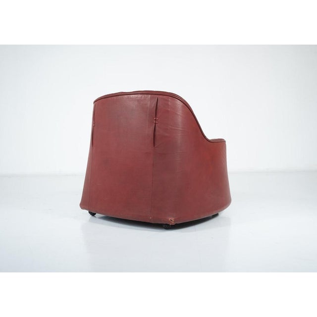 Cyprea Armchair in Leather attributed to Afra and Tobia Scarpa for Cassina, 1970s For Sale - Image 4 of 14