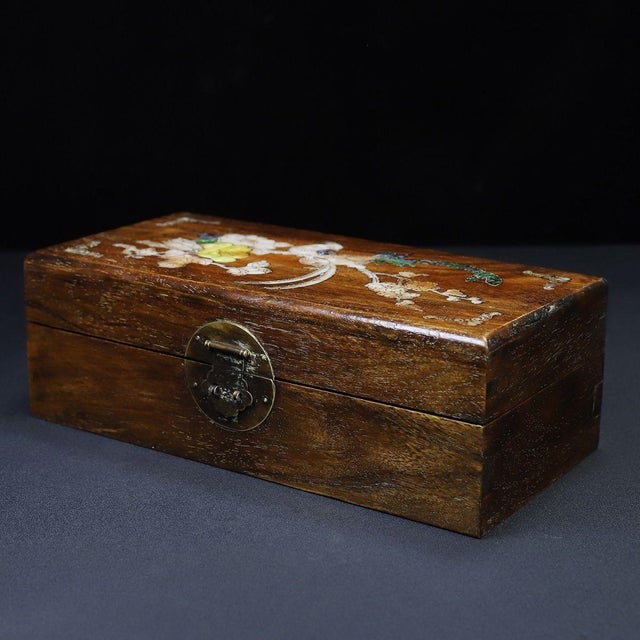 Chinese Huali Rosewood Box Inlaid With Mother-of-Pearl Bird Motif For Sale - Image 3 of 10