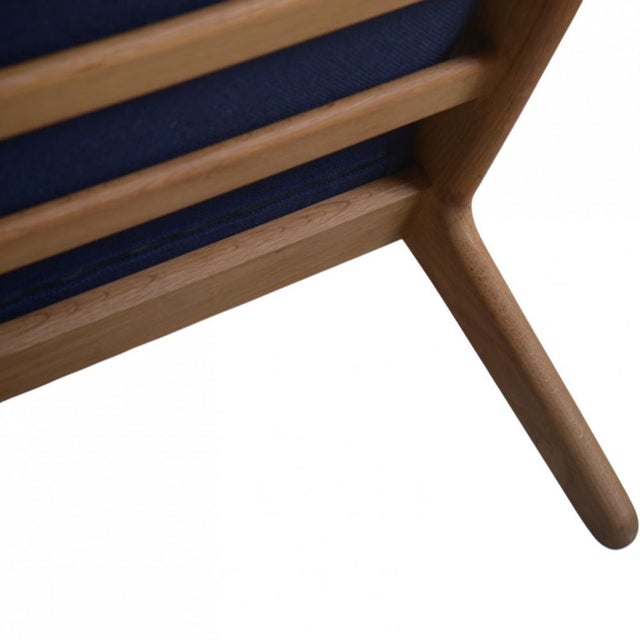 GE290 3-Seater Sofa in Oak by Hans J. Wegner, 1990s For Sale - Image 15 of 18