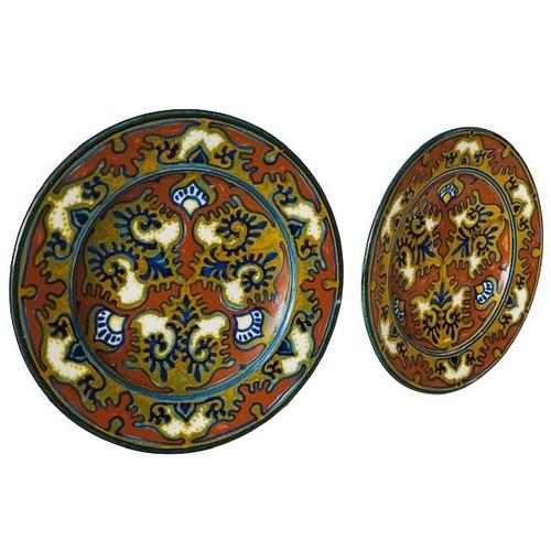 Beautiful antique set of two hand-painted Rhodian decorative plates made by Plateelbakkerij Zuid-Holland in 1924 and...