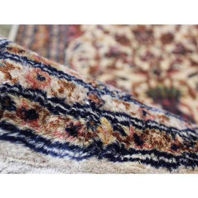 Vintage Wool Rug with Floral and Bird Motif, Pakistan, 1970s For Sale - Image 4 of 8