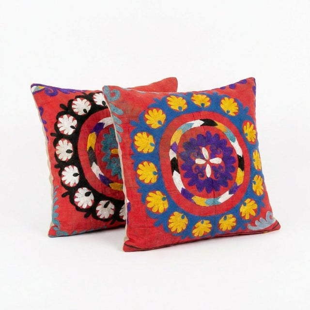 Mid-Century Modern Samarkand Suzani Pillow Cover 21'' X 22'' - Set of Two For Sale - Image 3 of 4