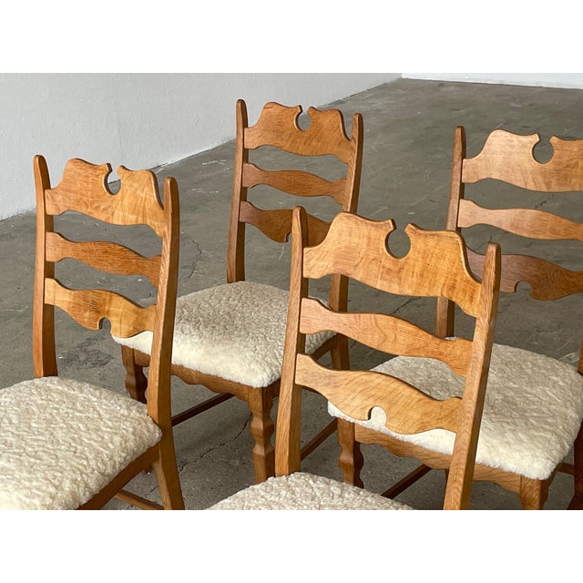 Wood Mid-Century Danish Razorblade Dining Chairs in Oak by Henning Kjærnulf for E.G. Møbler, 1960s, Set of 6 For Sale - Image 7 of 10