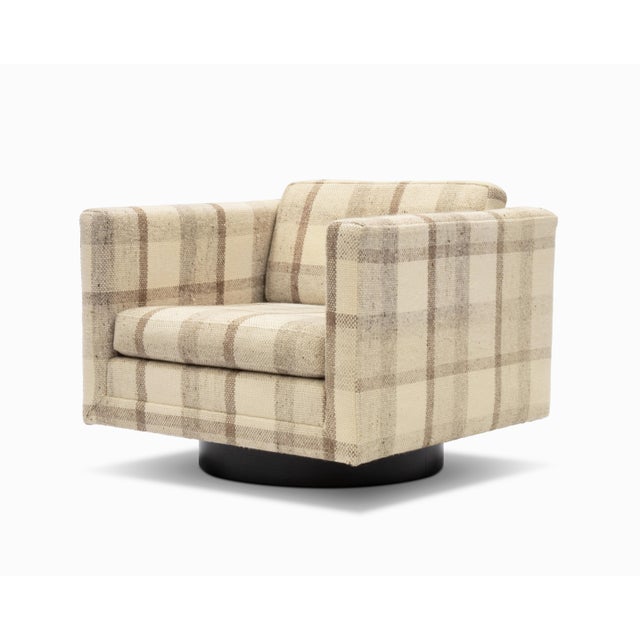 Pair of Vintage Mid Century Model "1461" Swivel Chairs by Harvey Probber For Sale In Los Angeles - Image 6 of 8