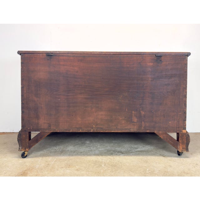 19th Century American Queen Anne Style Pine Blanket Chest Pennsylvania For Sale - Image 11 of 12