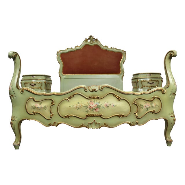 Venetian Baroque Green Lacquered Hand-Painted Floral Single Bed Set with Two Nightstands, 1950s, Set of 3 For Sale
