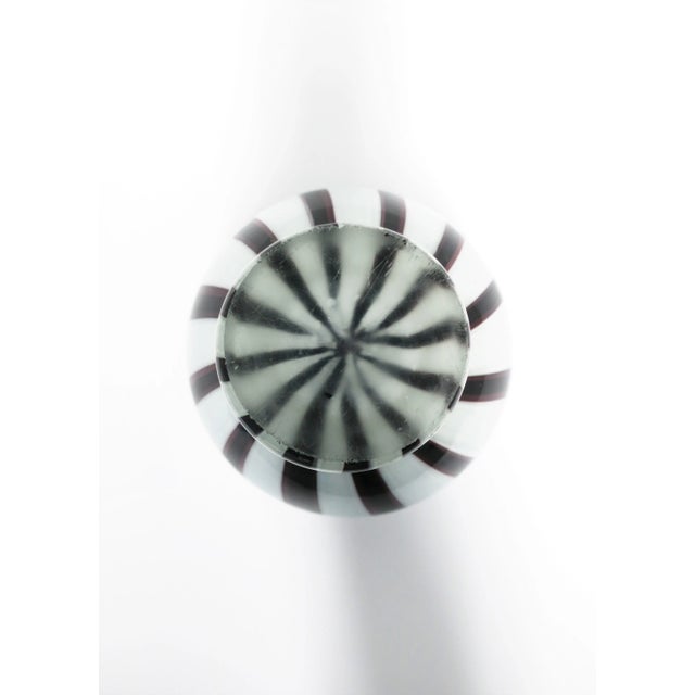 Italian Murano Art Glass Vase in Black and White For Sale - Image 10 of 11