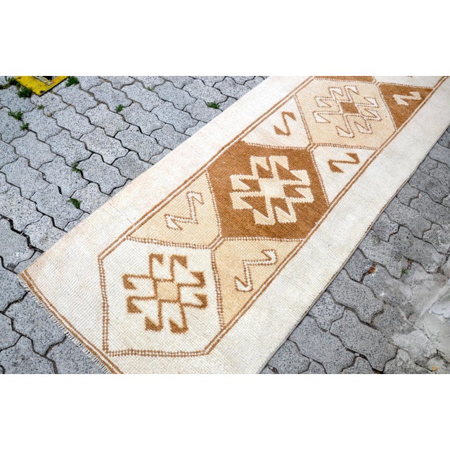Madallion Turkish White Floor Rug For Sale - Image 6 of 11