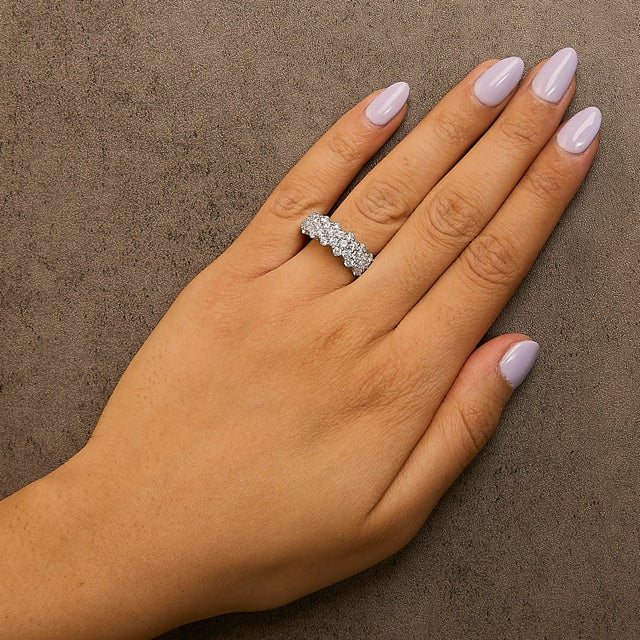 Early 21st Century .925 Sterling Silver 2.0 cttw Lab Grown Diamond Scattered Band Ring (F-G Color, VS1-VS2 Clarity) - Ring - Size 8 For Sale - Image 5 of 6
