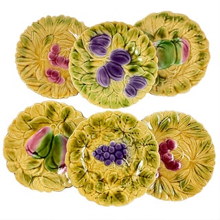 Sarreguemines French Faïence Majolica Fruit and Leaf Plates, Set of Six For Sale