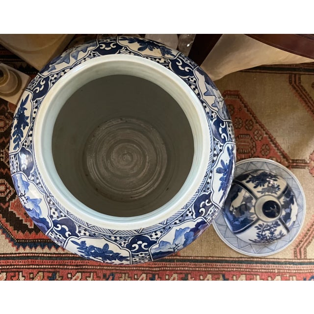 Large 20th Century Guangxu Chinese Export Porcelain Blue & White Ginger Jar Vase and Cover For Sale - Image 9 of 12