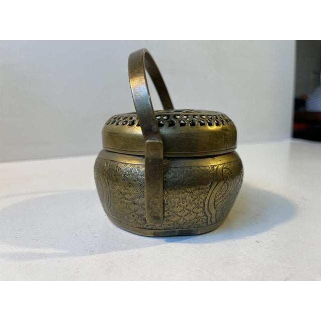 Antique Japanese Ceremonial Brass Incense Burner with Komainu Decoration, 1920s For Sale - Image 4 of 7