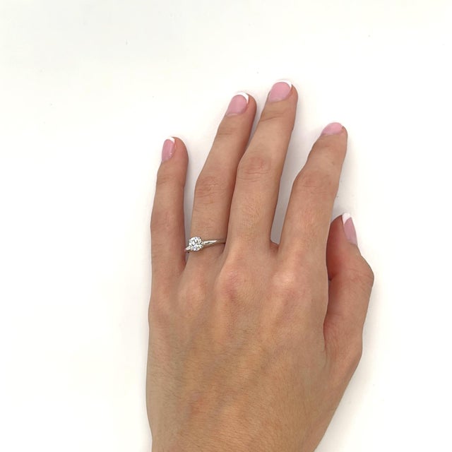 18k White Gold Solitaire Ring With Natural 0.50ct Diamond Center - Eye Clean, Size 5.25 For Sale In Phoenix - Image 6 of 6