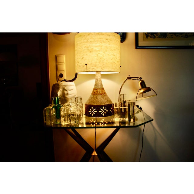 Mid-Century Modern Glazed Ceramic Lamp by Raphael Giarrusso, 1960 For Sale - Image 3 of 9