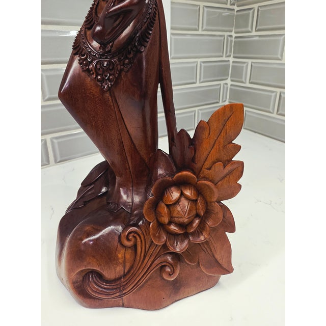 Vintage 1950s Balinese Modernist Dewi Uma With Lotus – Signed Exhibition Masterwork by I Made Narta For Sale - Image 11 of 12