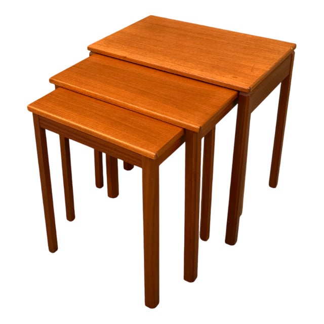 Mid-Century British Nesting Tables in Teak from McIntosh, 1970s, Set of 3 For Sale