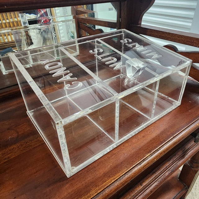 Mid-Century Modern Vintage Mid-Century Lucite Candy Nuts Mints Bar Box With Hinged Lid For Sale - Image 3 of 8