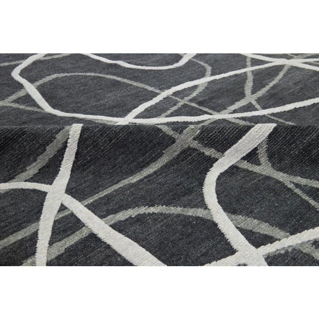 Dark Gray Handmade Abstract Contemporary Wool Rug in Dark Gray For Sale - Image 8 of 11