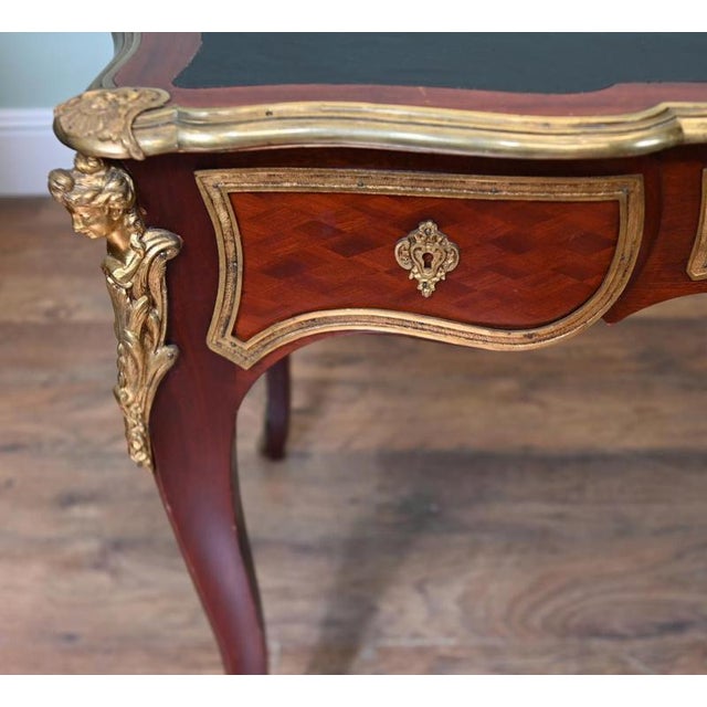 French Louis XV Revival Bureau Plat Desk, 1880 For Sale - Image 3 of 11