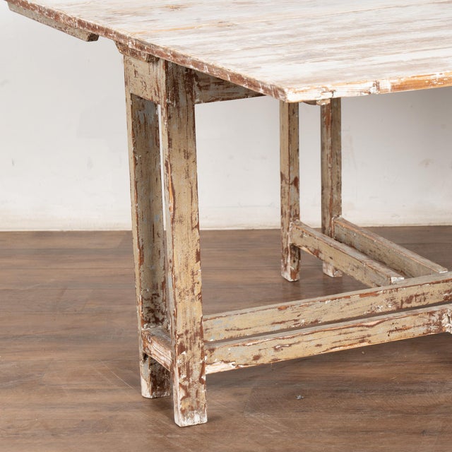 Early 19th Century White Pine Gate Leg Drop Leaf Table From Sweden For Sale - Image 9 of 12