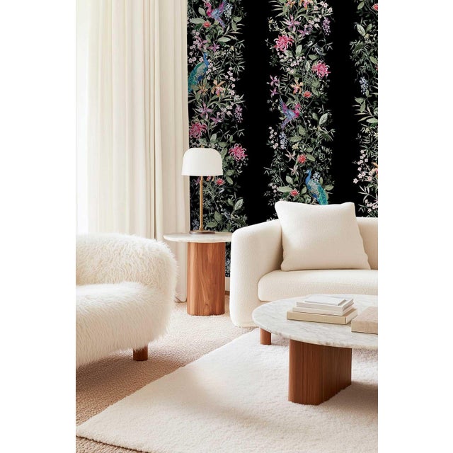Mahjong Floral Stripe Grasscloth Wallpaper by House Party | Blank Black | 8 Yards For Sale In Charlotte - Image 6 of 8
