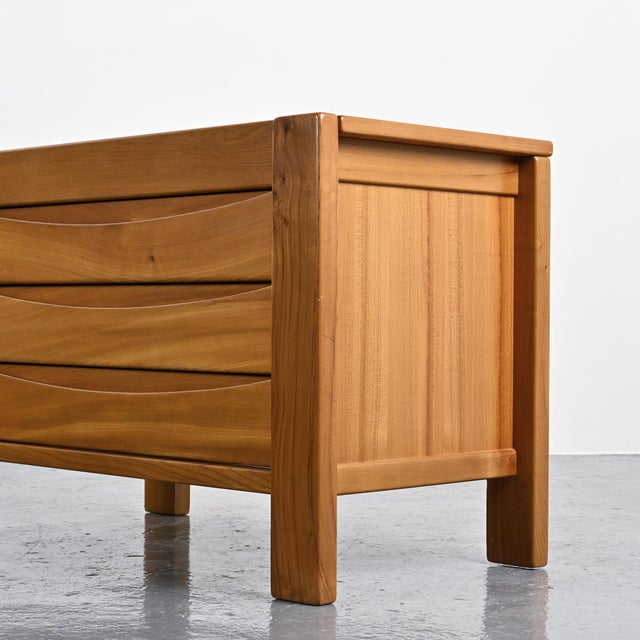Elm Chest of Drawers from Maison Regain, 1960s For Sale - Image 12 of 17